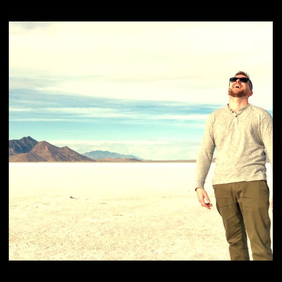 Meet your Posher, Derrick - Picture 1 of 3